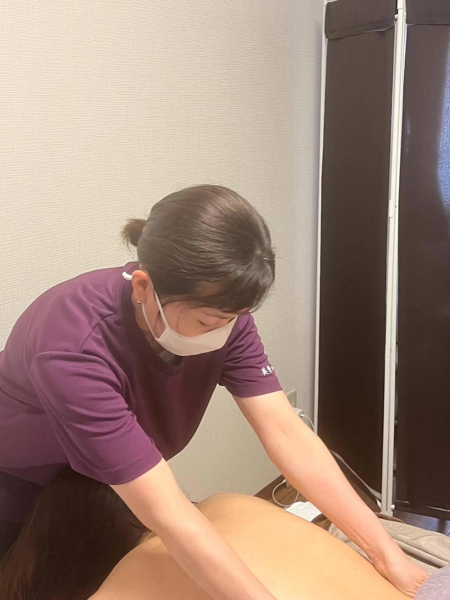 リンパの流れを促すことは、健康と美容において多くの利点があり...