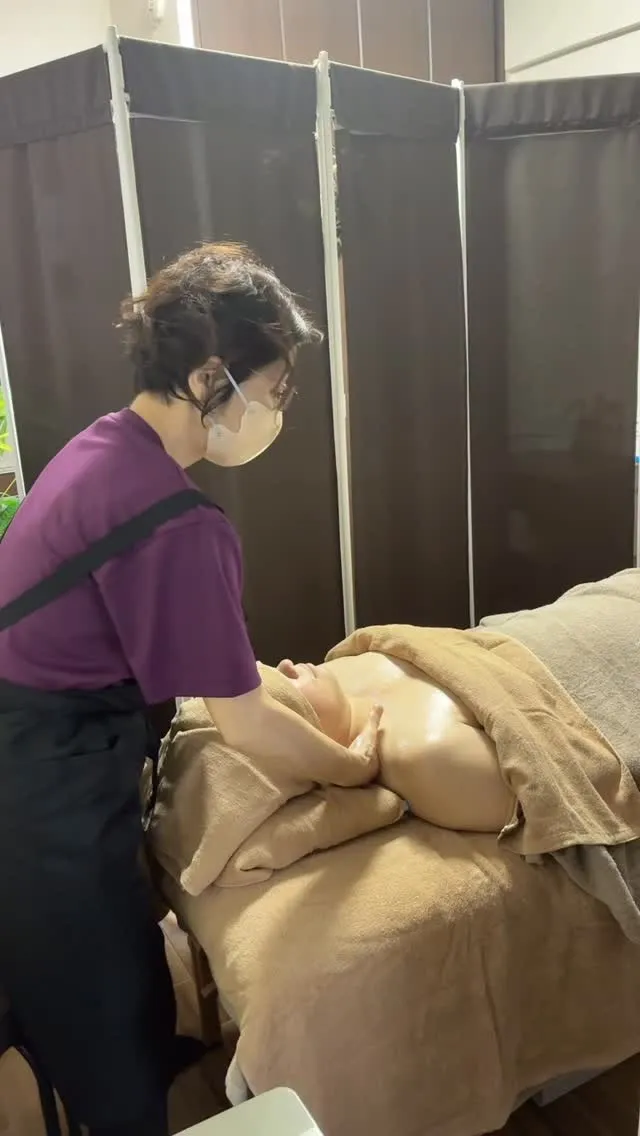 デコルテトリートメントは、お客様から「とても気持ちが良く、リ...