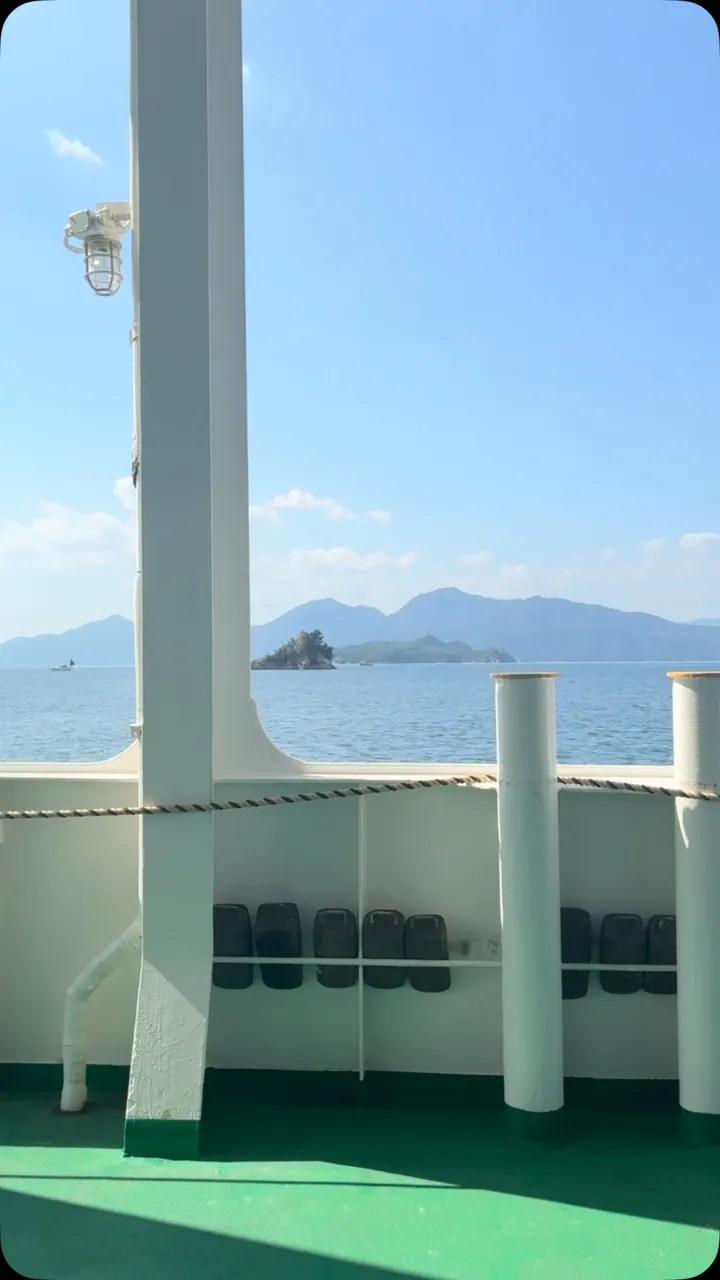 船に揺られて出張施術へ🚢